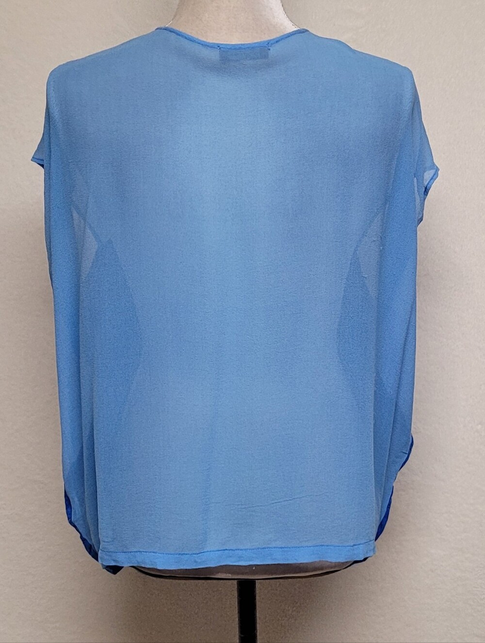 Y2K Vintage Ogle Light Blue Dark Blue Silk Colorblock Boxy Cut Cap Sleeve Blouse - Picture 7 of 12